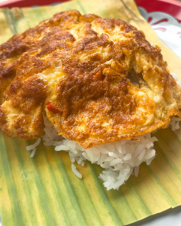 1 ฟอง + ข้าว
