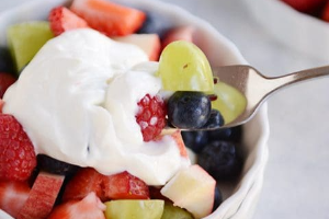 Yoghurt & Fruit