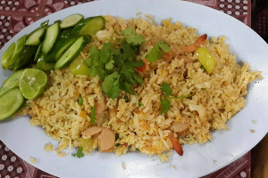 ข้าวผัดทะเล
