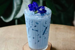 Butterfly Pea Milk tea