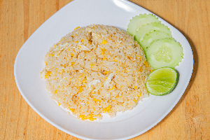 ข้าวผัดเกลือ จานเล็ก