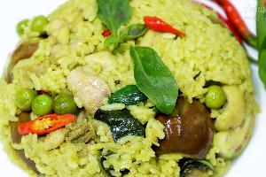 ข้าวผัดน้ำพริกเขียวหวาน