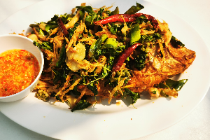 ปลาทับทิมทอดสมุนไพร