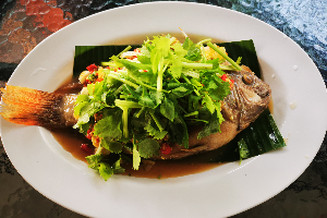 ปลาทับทิมนึ่งมะนาว