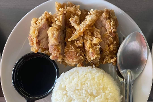 ข้าวไก่ทอด