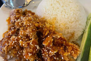 ข้าวไก่ซอสเกาหลี