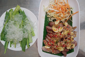 หมูคำหวาน