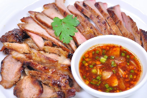 คอหมูย่าง