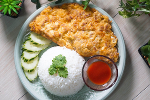 ข้าวไข่เจียวครัวมัม