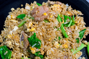 ข้าวผัดหมูนุ่ม | Pork Fried Rice
