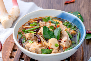 ต้มแซ่บ