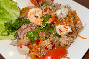 ยำวุ้นเส้น ทะเล