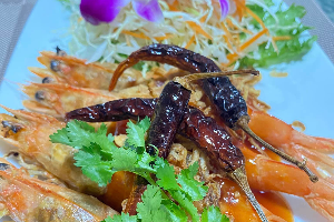 กุ้งราดซอสมะขาม