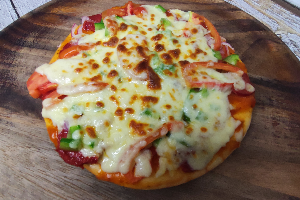 073 Sucuk Pizza / พิซซ่าไส้กรอกเนื้อตุรกี