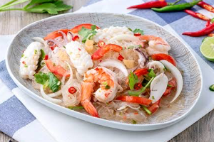 ยำวุ้นเส้นทะเล