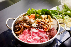 หม้อไฟเรือเนื้อ (ชุดใหญ่)