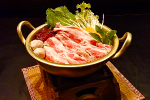 หม้อไฟเรือหมู (ชุดเล็ก)