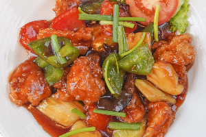 ปลากระพงผัดเปรี้ยวหวาน