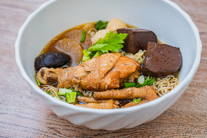(Noodles) Stewed Chicken Noodles