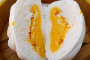 Steamed buns stuffed Cream Custard
