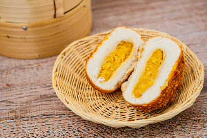 Fried buns stuffed with Cream Custard