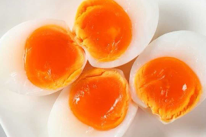 ไข่เป็ดต้ม