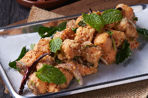Spicy Salmon Bites