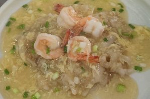 L067ราดหน้าไข่กุ้ง