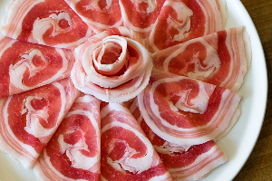 สามชั้น