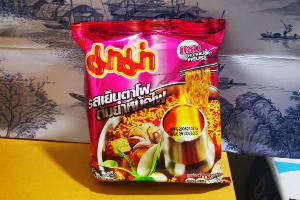 มาม่าเย็นตาโฟต้มยำหม้อไฟ (004-004)