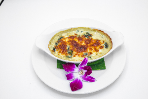 ผักโขมอบชีส ( Baked Spinach with Cheese )
