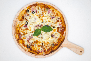 พิซซ่าโยทะกา ( Special Yotaka Scoozi Pizza Size M )