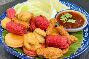 ลูกชิ้นทอด