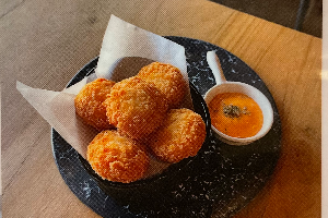 นักเก็ตกุ้งชีส