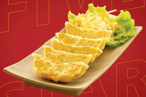 เกี๊ยวซ่าไก่ 5 ชิ้น