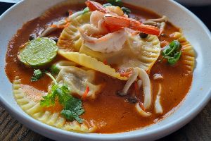 ราวิโอรี่กุ้งซอสต้มยำ