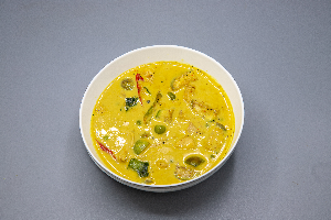 แกงเผ็ดไก่ ( Chicken curry )