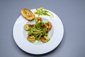 สปาเก็ตตี้เพสโต้ ( Spaghetti Pesto )