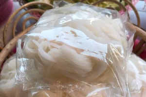 ขนมจีน