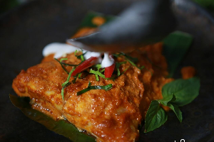 ฉู่ฉี่ปลากะพง ( Sea Bass Chu Chee )