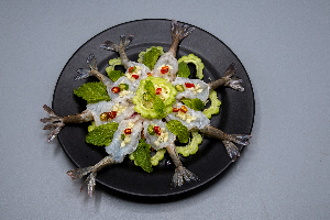 กุ้งแช่น้ำปลา ( Shrimp Soaked in Fish Sauce )