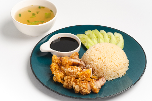 ข้าวหมูกรอบ พิเศษ