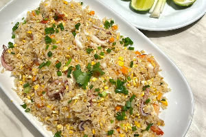 ข้าวผัดทะเล (ใหญ่) Fried Rice with Seafood (BIG)
