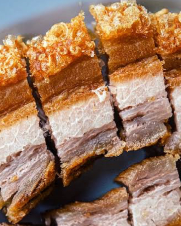 หมูกรอบ