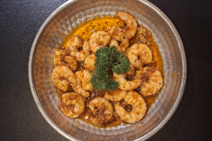 021 Butter Garlic Shrimp / กุ้งซอสเนยกระเทียม