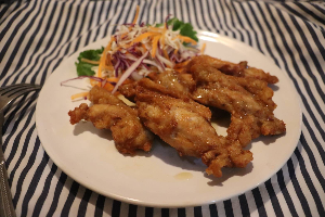 ไก่ทอดซอสน้ำปลา