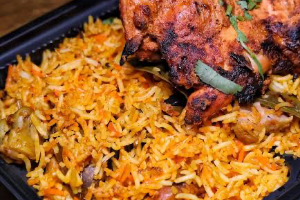 ข้าวหมกไก่ทันโดริ TAN DORI CHICKEN WITH BIRYANI