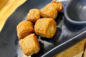ฮ้อยจ๊อปูมหาชัย / Fried Crab Meat Roll