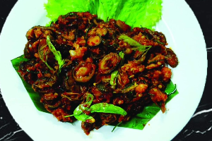 คั่วเห็ดถอบใส่หมู