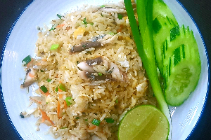 ข้าวผัดปลาทู